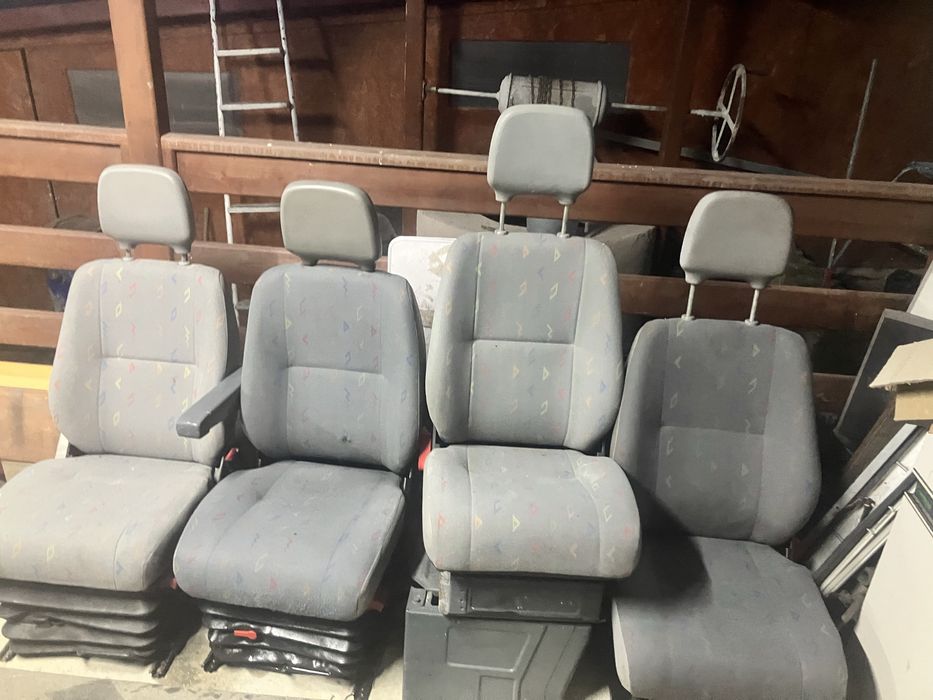 Scaun de Sprinter sau lt 1,2 locuri