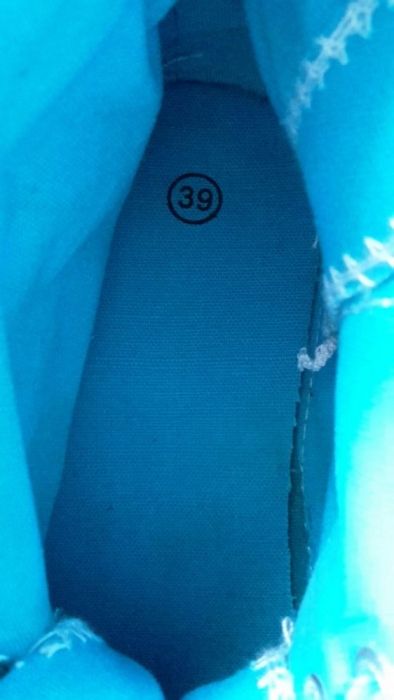 Teniși noi măsura 39 New Yorker