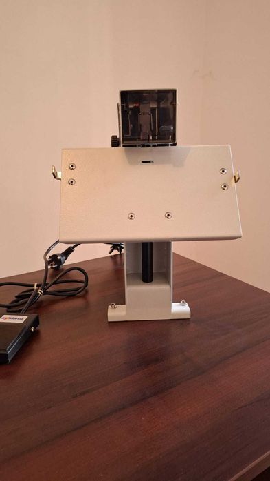 Capsator electric 108E pentru reviste si brosuri