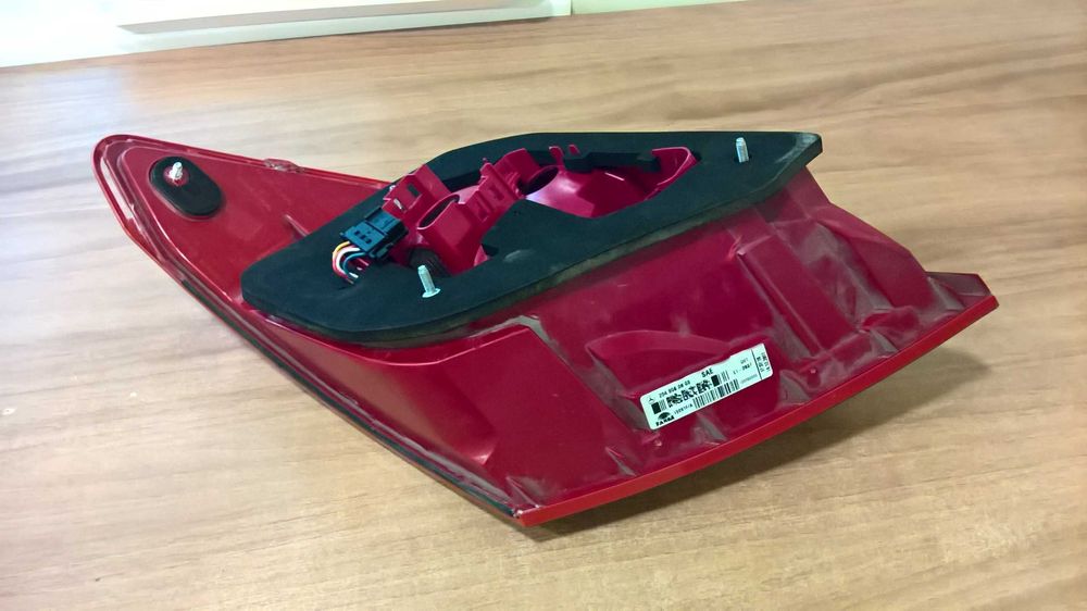 Ляв стоп LED Mercedes W204 C class, Мерцедес Бенц Ц клас 2011 фейслифт