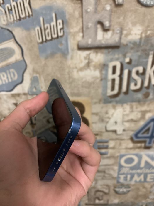 Apple iPhone 13 mini