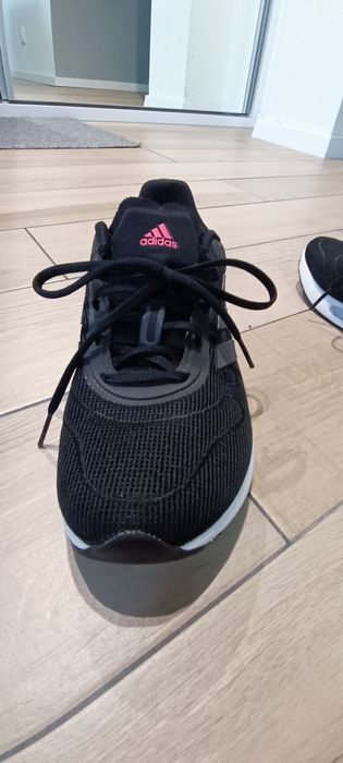 Vând Adidas originali mărimea 39