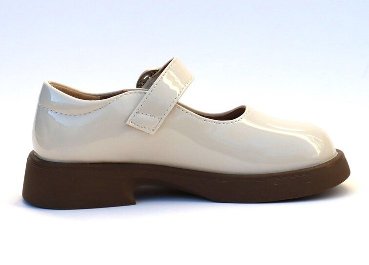 НОВО! Детски официални обувки- бежови