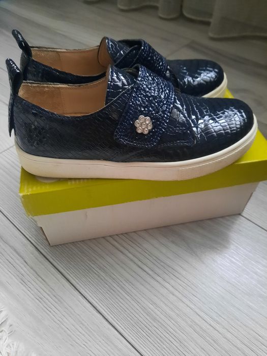 Обувь для девочки