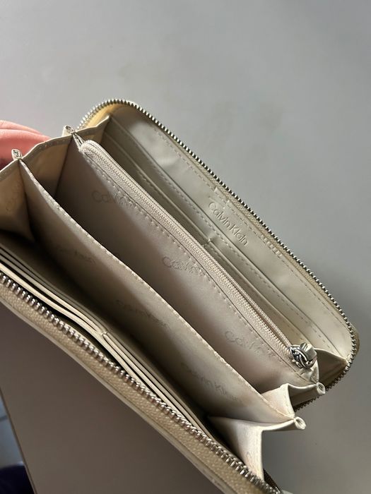 Оригинално портмоне Calvin Klein като ново