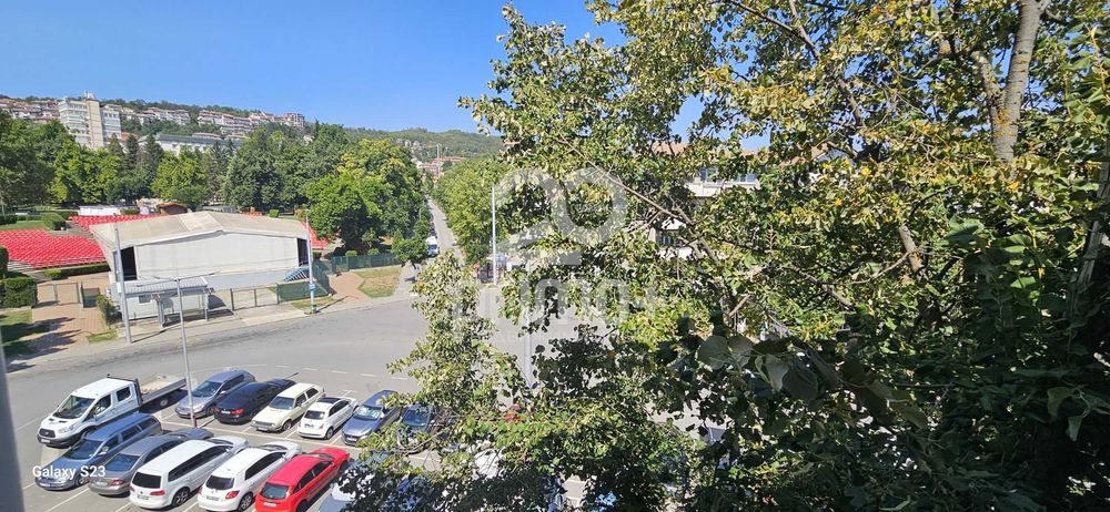 Продава се Четиристаен апартамент в Велико Търново, Център - 96 кв.м за 1770 €/кв.м - Снимка #16