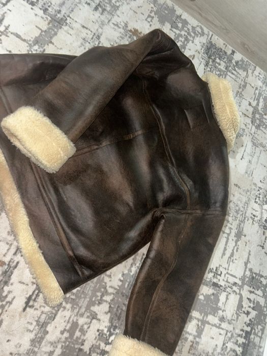 ЧИСТО НОВО Кожено яке Bershka с пух - Размер L (ТОП модел!)