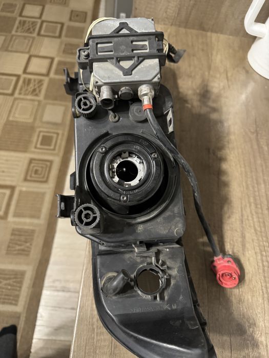 Фары на бмв е39.