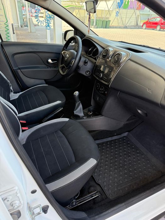 Sandero Stepway 2019