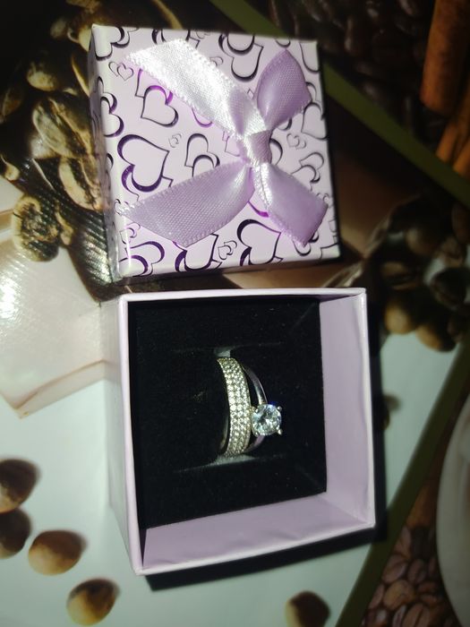 Серебряное кольцо