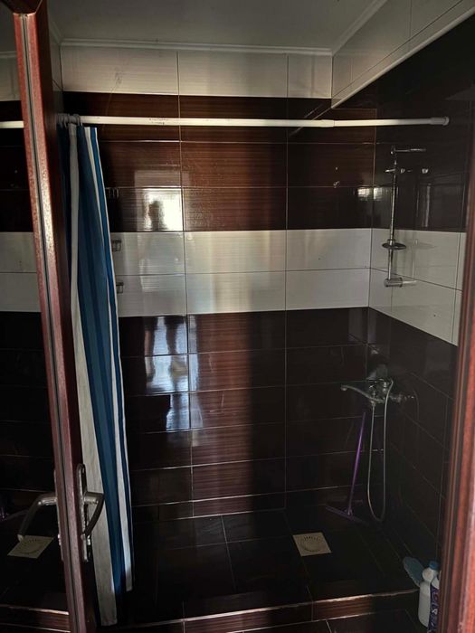 Apartament 3 camere de vanzare — fotografia 3