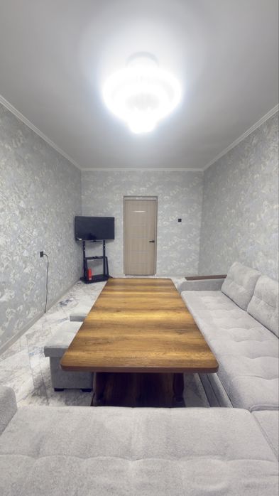 4 хоналик + лоджа 10мкр навоий кўчаси