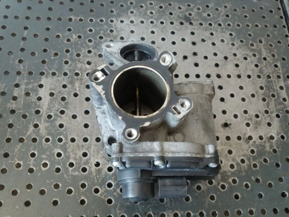 egr 2.0dci m9rm786 renault trafic 2 euro 5 8200797706-b  a2c53179081