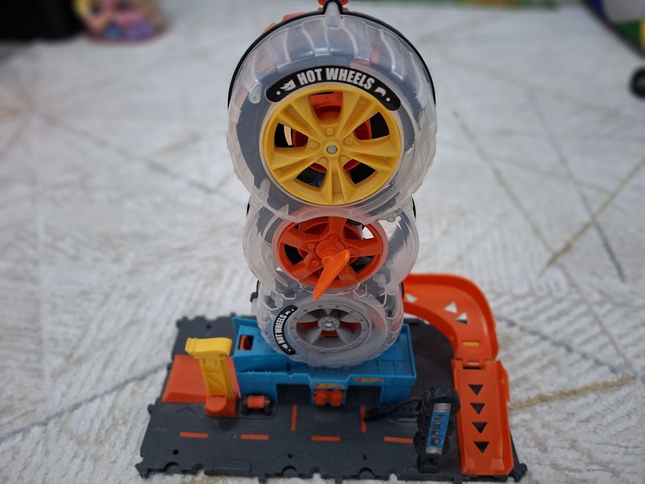 Seturi hot wheels