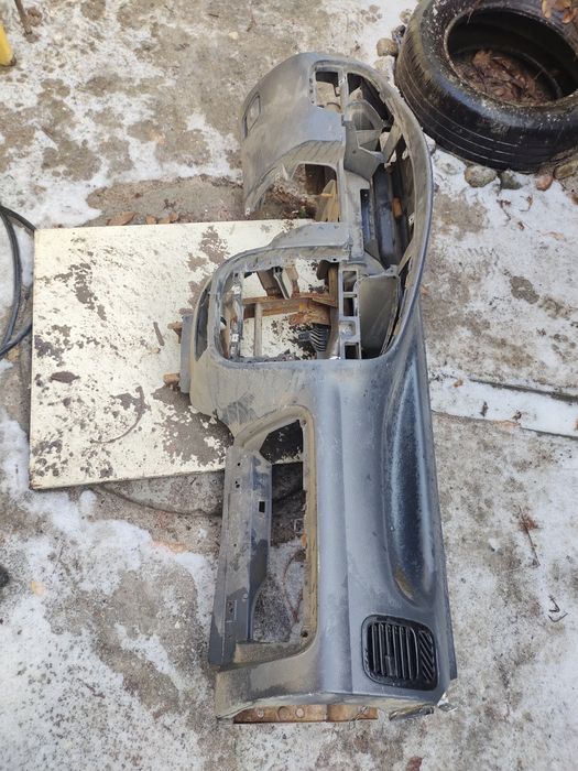 Продам печь,радиаторы, батареи