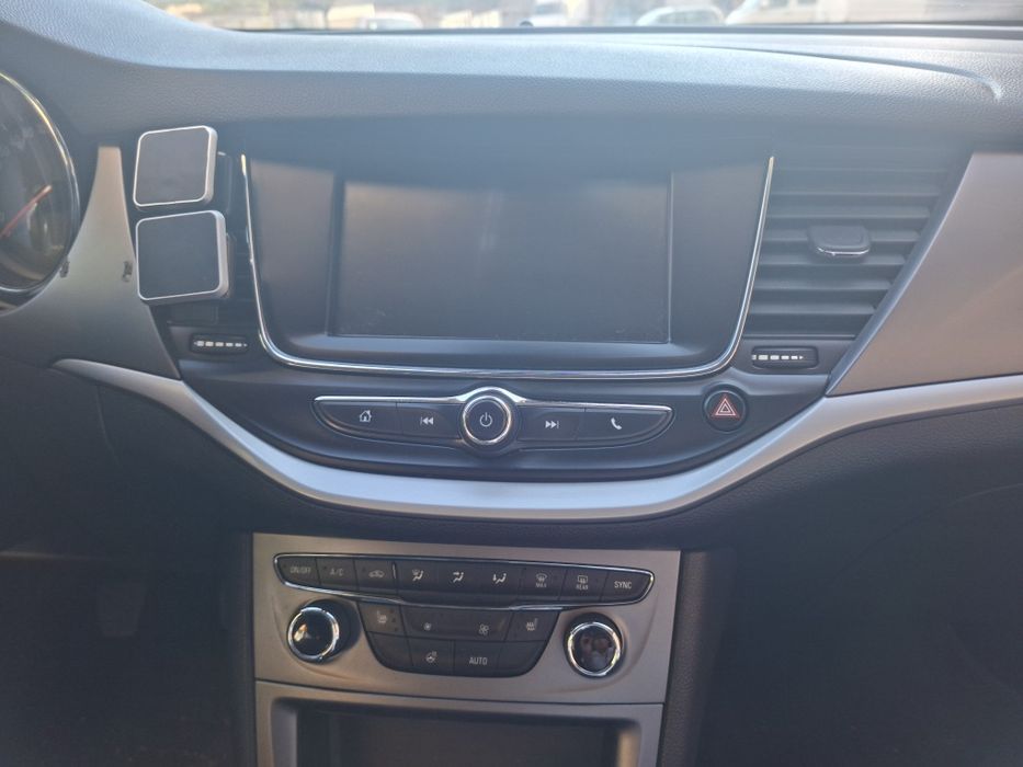 Продaва се Opel Astra 2020