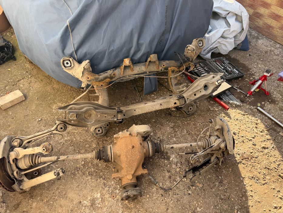 разпродажба на части за е91 330d