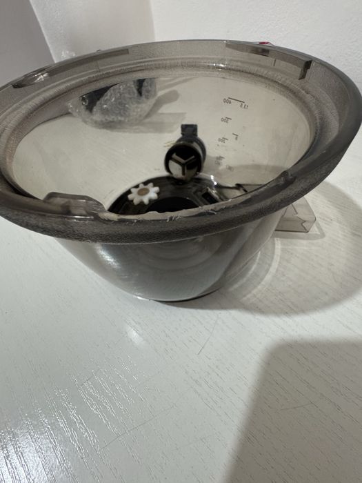 Продаем Прессовую соковыжималку Kenwood