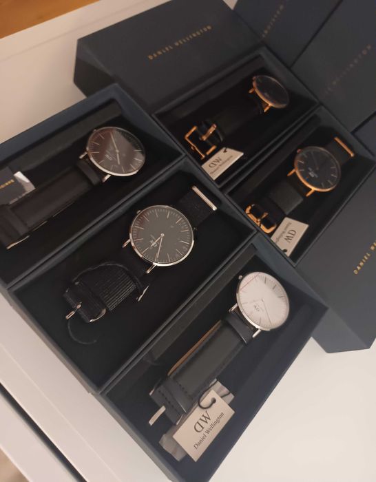 Чисто нови часовници Daniel Wellington