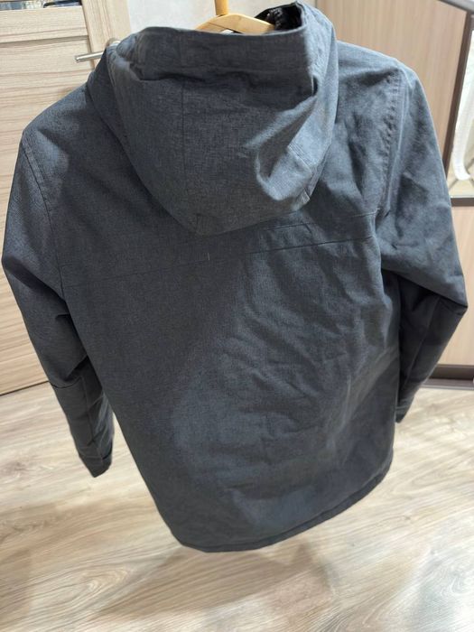 Продам куртку зима Columbia