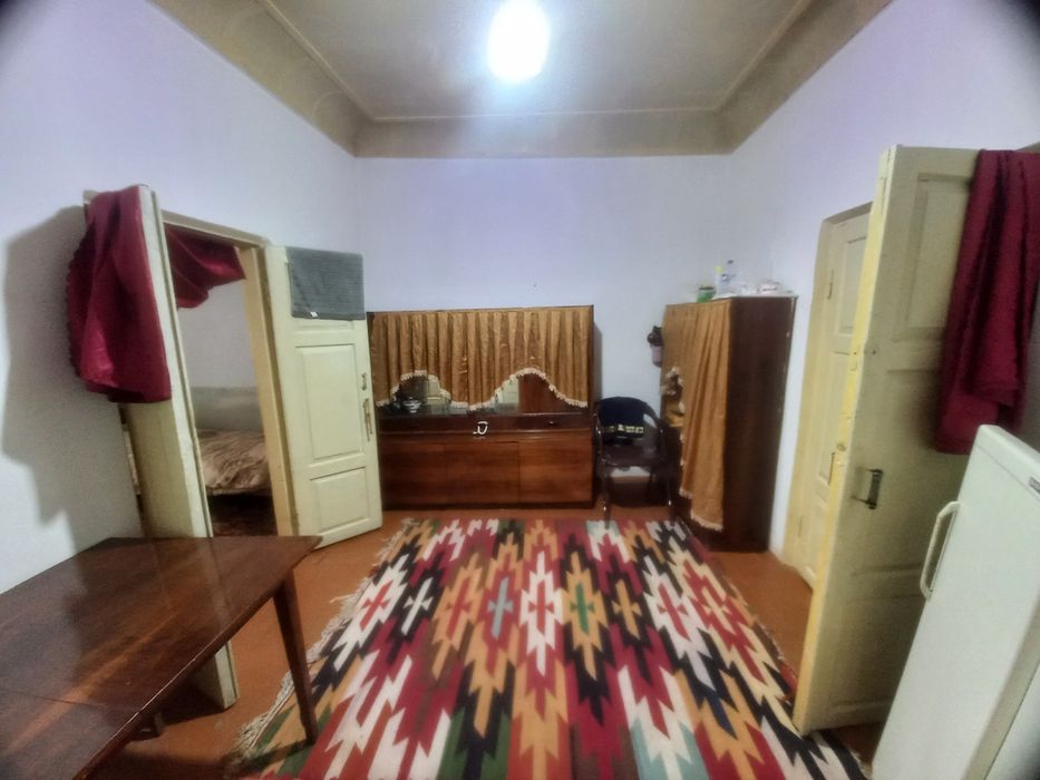 Uy sotiladi narxi 65ming $$$