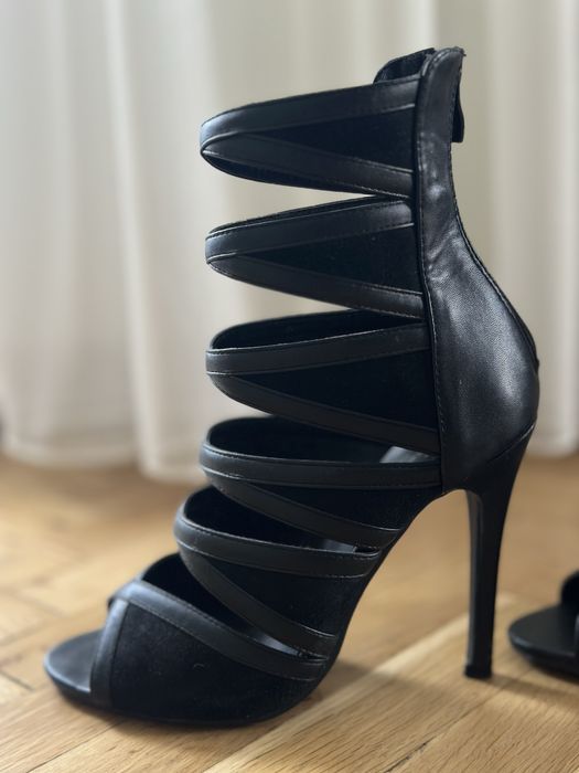 Черни обувки с ток. 11см ток