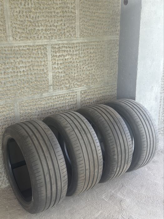 Летни Гуми Pirelli P Zero 265/40/20 DOT 13/23