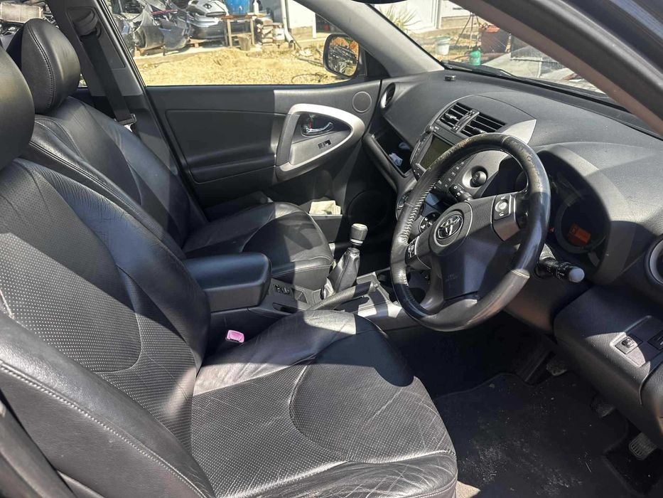 НА Части Toyota RAV4 2007 г  2.2 D-CAT, 177