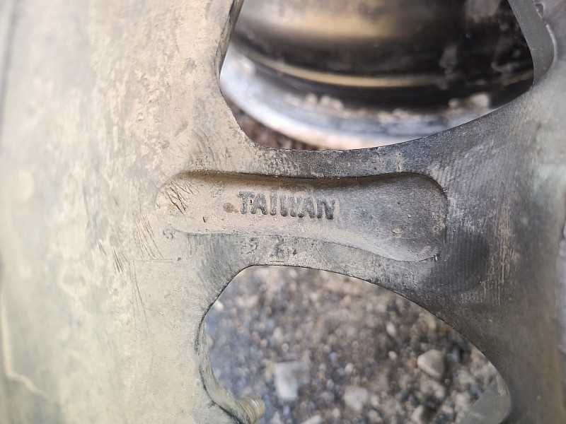 Продам легкосплавные диски на ВАЗ