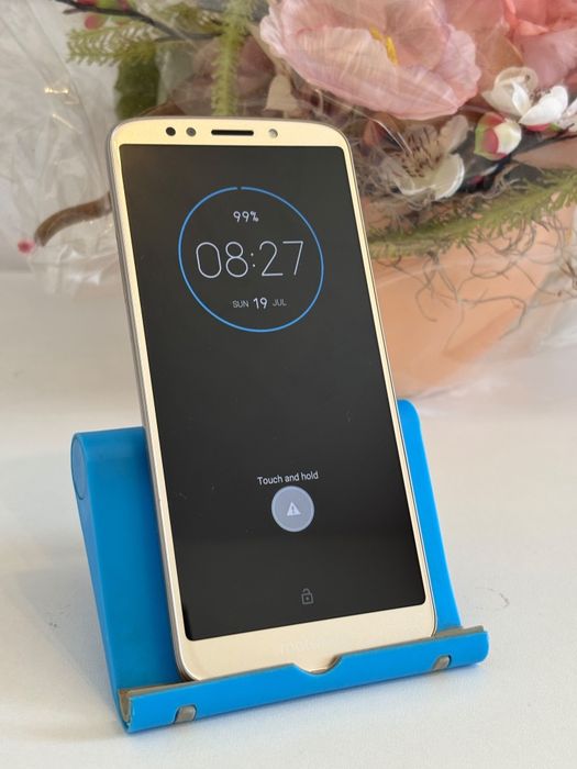 Motorola g6 Play Gold Nou