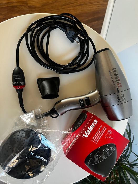 Професионален сешоар Valera