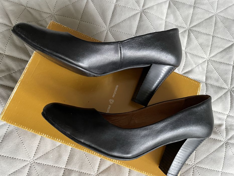 Дамски елегантни обувки естествена кожа