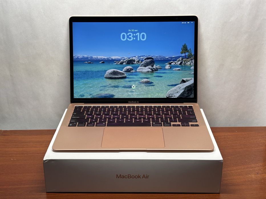 MacBook Air M1 8/256 Gold, полный комплект, АКБ 87%