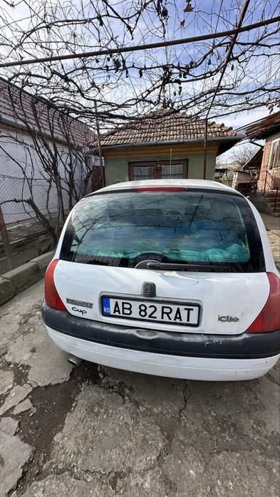 Renault clio 1.4 16v benzina