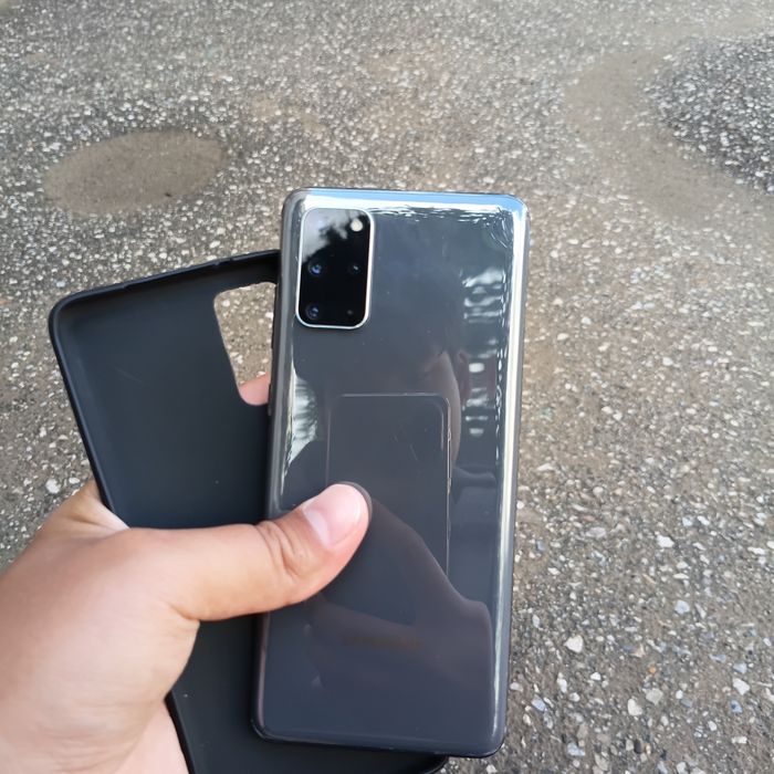 Samsung s20 plus