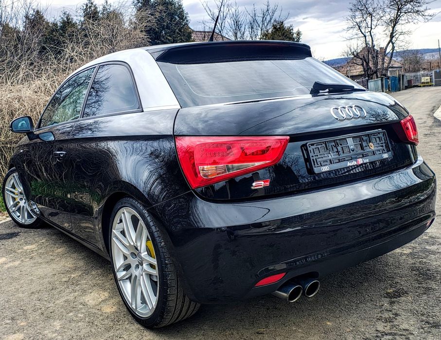 Audi A1 s line 1.4 tsi Automat