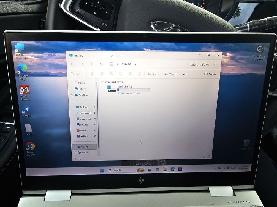 Hp Noutbuk 2 tasi 1 tada Planshet ham buladi elran sensor