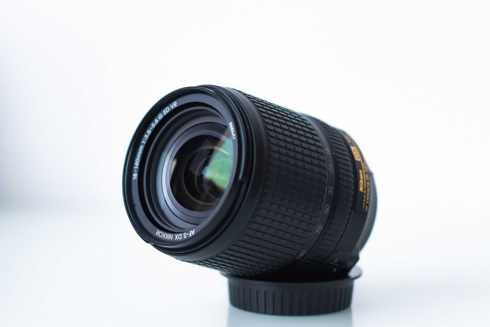 Obiectiv Nikon 18-140mm AF-S DX ED VR, Stabilizare, Weathersealed