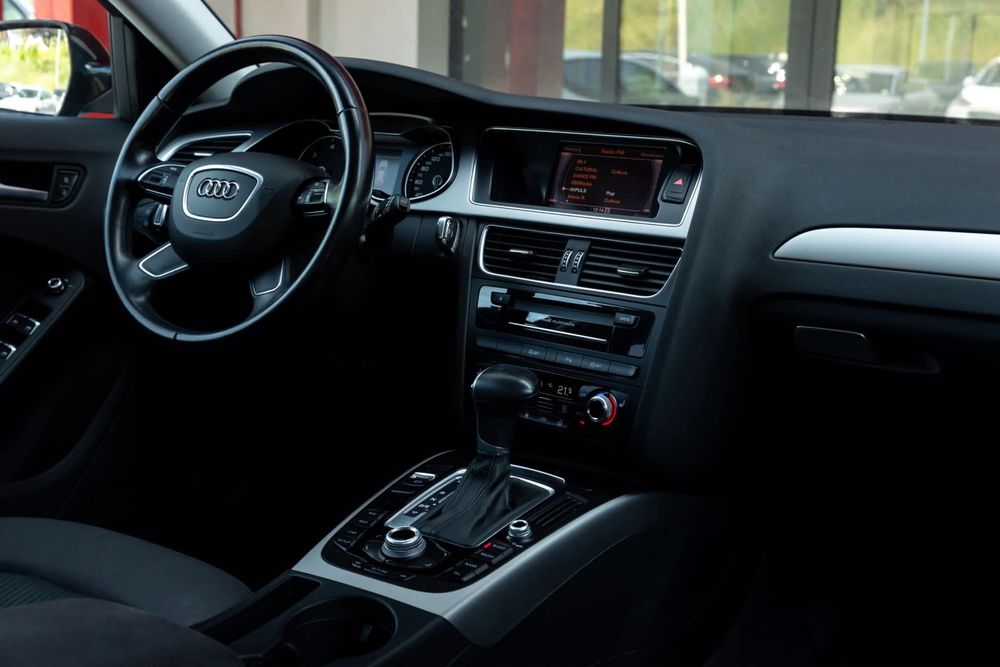 AUDI A4 Avant 2012 — imagine 4