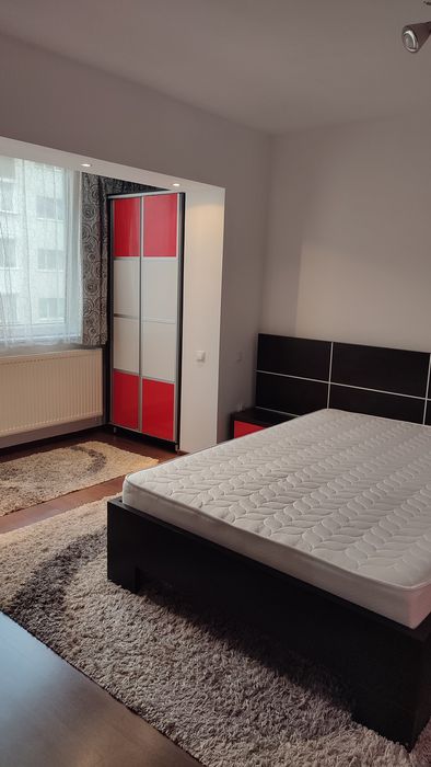De  închiriat, apartament 2 camere.
