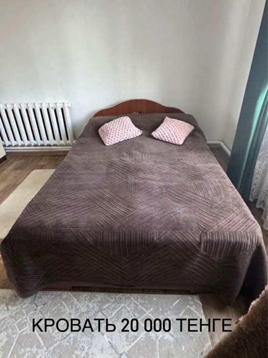 Продам двуспальную кровать