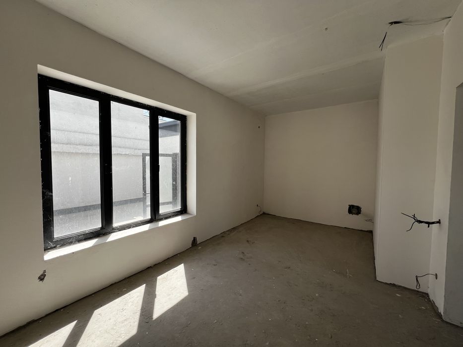 2.8сот 240м2 ТТЗ Дурмень 4 санузла 5 комнат