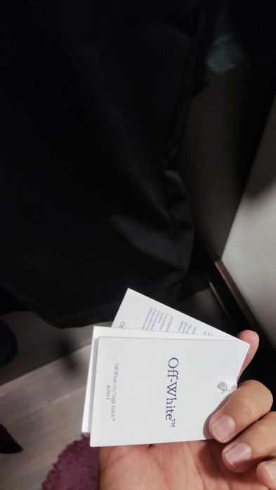 Off-white тениска черна/бяла