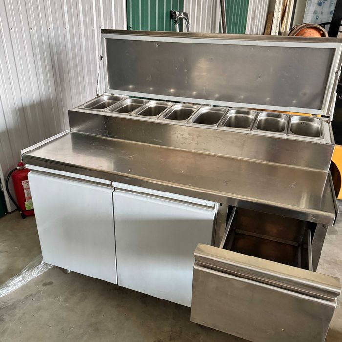 Masa frigorifica refrigerare cu salatiera