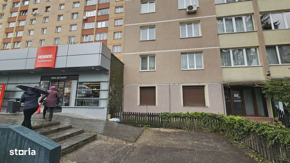 Apartament 3 camere Calea Bucuresti ,spatiu cu acces stradal ,137000 E — fotografia 1
