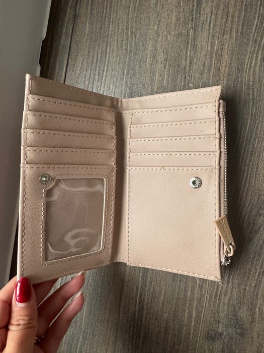 Портмонета parfois и Stradivarius