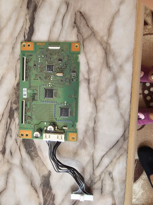 Платки от Sony 49 HG9005