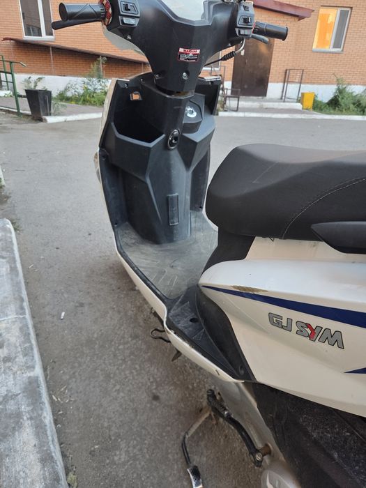Продам скутер M10 (2023)