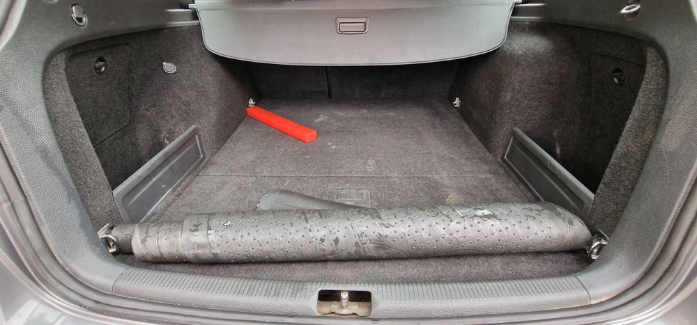 Vand Volkwagen Passat B6, motor 2.0 tdi, fara rugina