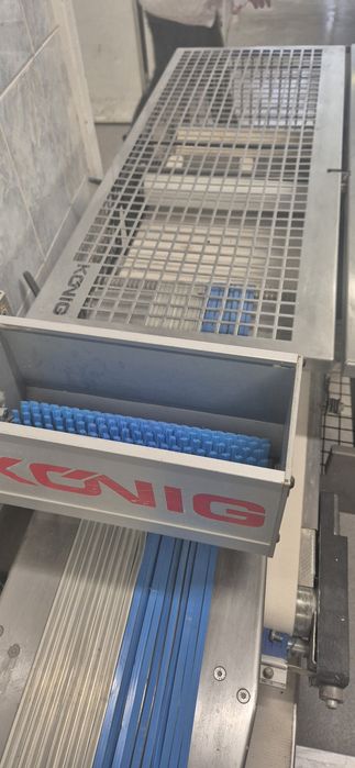 Продавам поточна линия за питки и багети Konig